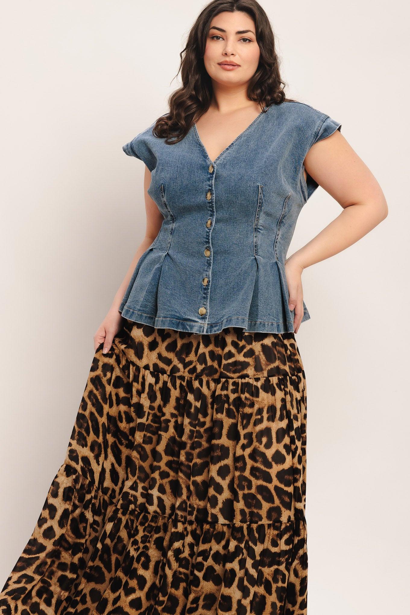 NO SECOND THOUGHT WASHED DENIM TOP